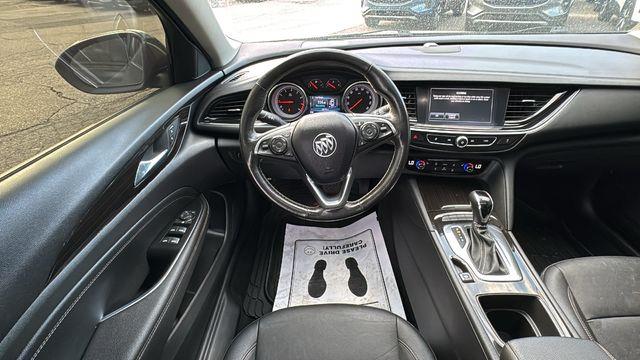 2018 Buick Regal Sportback Essence