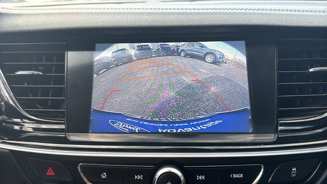 2018 Buick Regal Sportback Essence