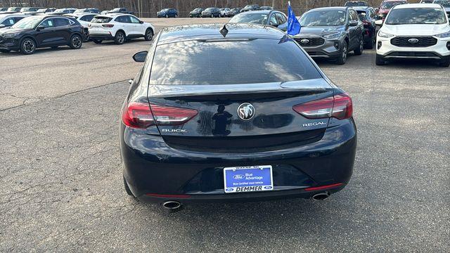 2018 Buick Regal Sportback Essence