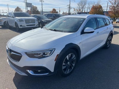 2018 Buick Regal Tourx AWD Essence 4DR Wagon