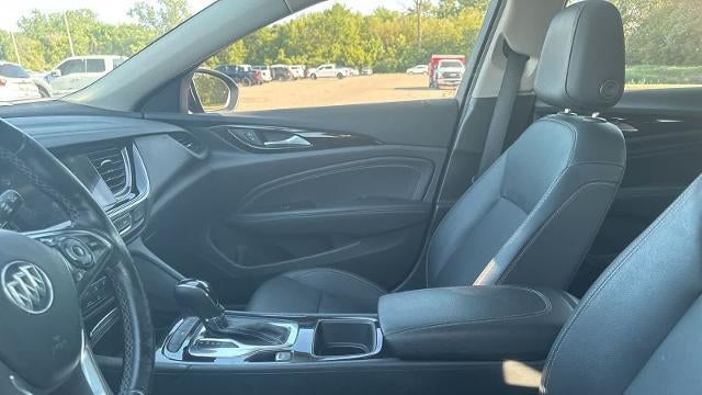 2019 Buick Regal TourX Essence