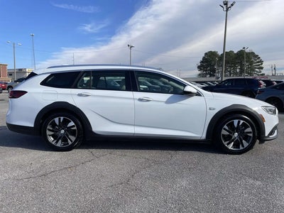 2019 Buick Regal Tourx AWD Essence 4DR Wagon