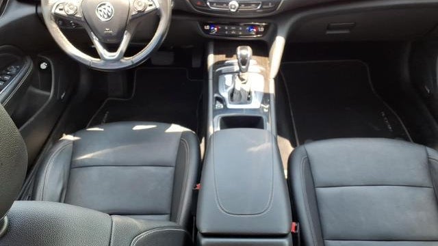 2018 Buick Regal TourX Essence