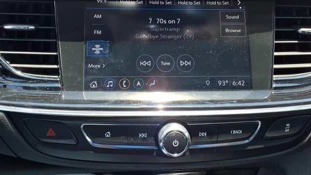 2018 Buick Regal TourX Essence