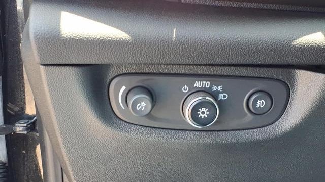2018 Buick Regal TourX Essence