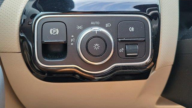 2020 Mercedes-Benz A-Class A 220