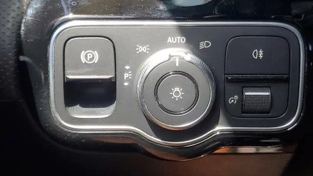 2021 Mercedes-Benz A-Class A 220