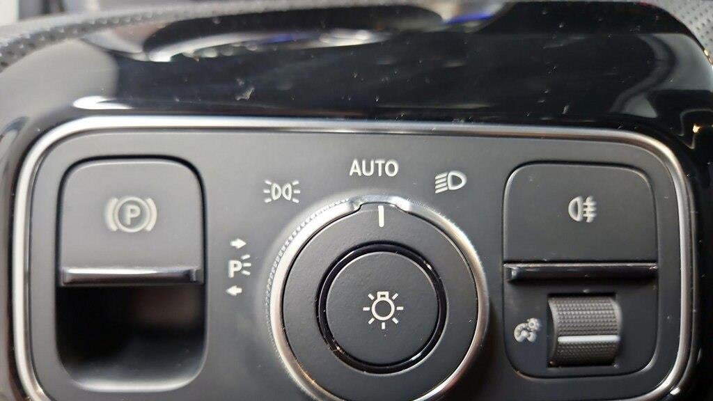 2022 Mercedes-Benz A-Class A 220 4MATIC