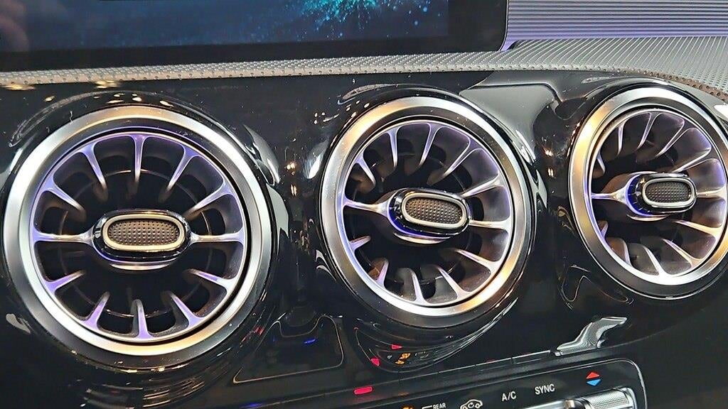 2022 Mercedes-Benz A-Class A 220 4MATIC