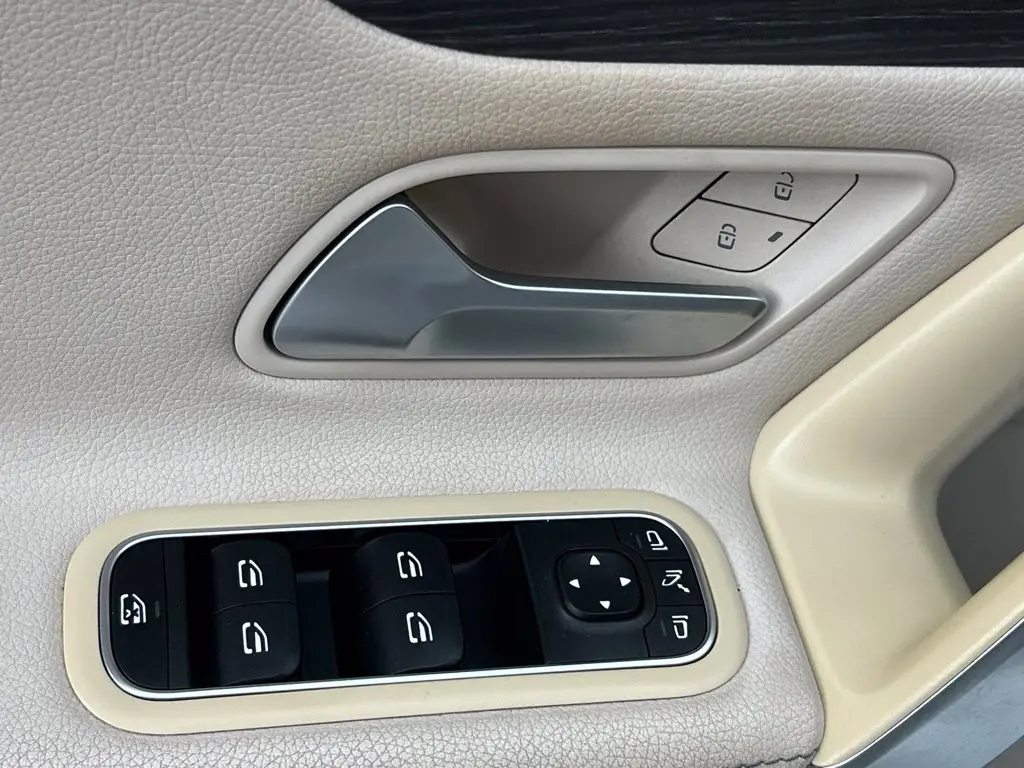 2020 Mercedes-Benz A-Class - $20,580