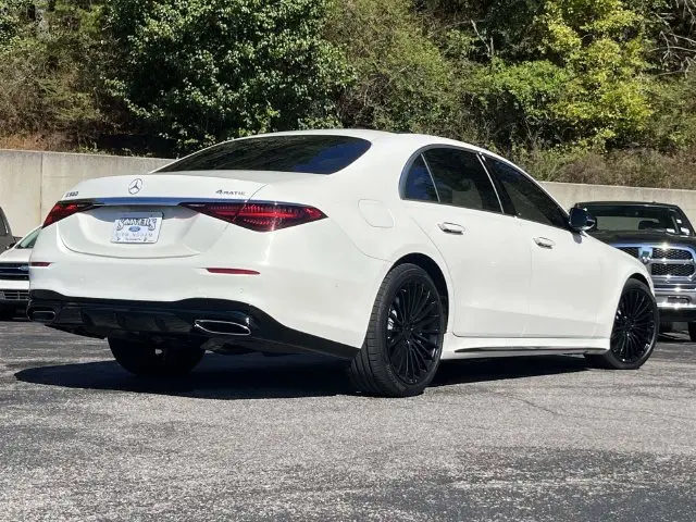 2022 Mercedes-Benz S-class - $67,990