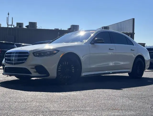 2022 Mercedes-Benz S-class - $67,990