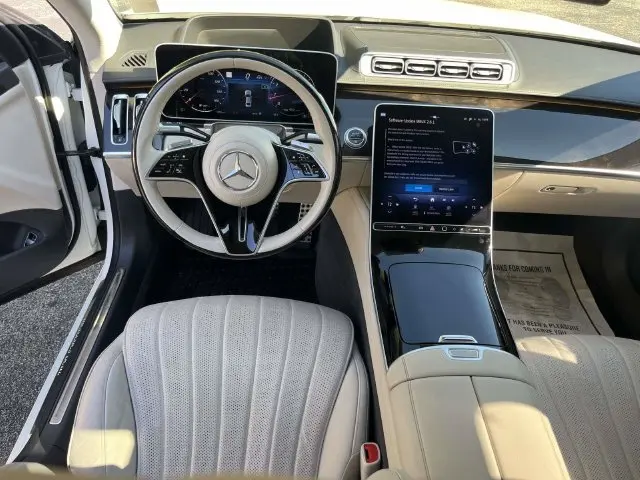 2022 Mercedes-Benz S-class - $67,990