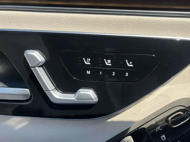 2022 Mercedes-Benz S-class - $67,990