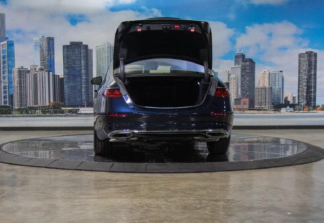 2027 Mercedes-Benz S-class - $140,677