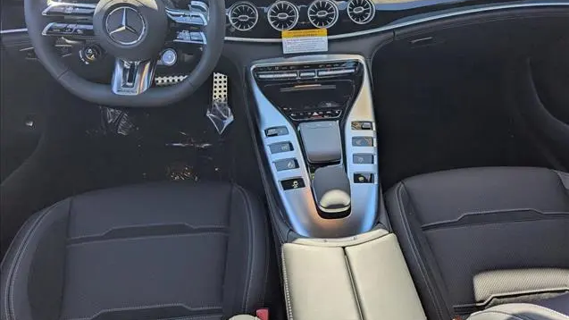 2026 Mercedes-Benz AMG GT 43