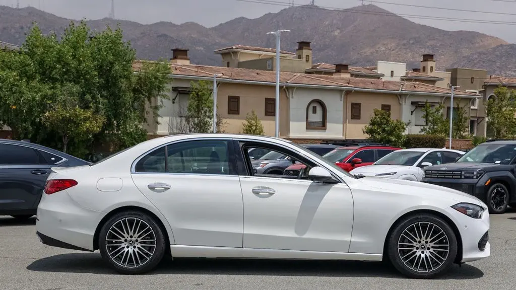 2023 Mercedes-Benz C-Class C 300