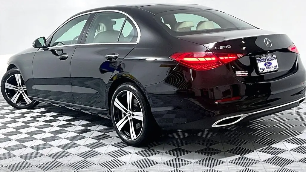2025 Mercedes-Benz C-Class C 300