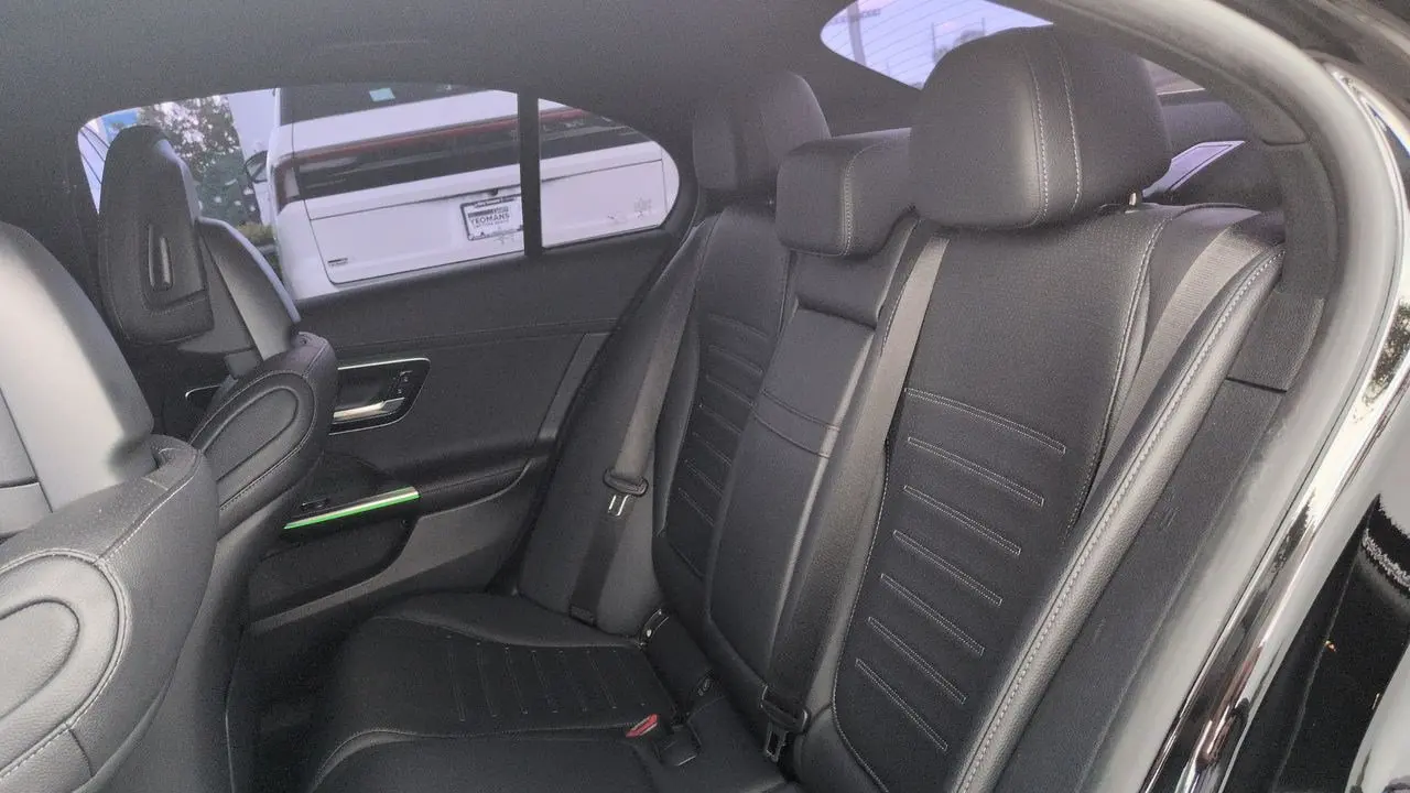 2023 Mercedes-Benz C-Class C 300