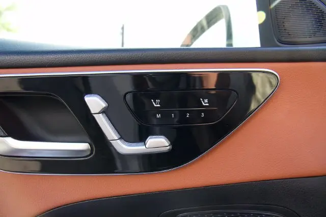 2025 Mercedes-Benz C-Class - $36,998