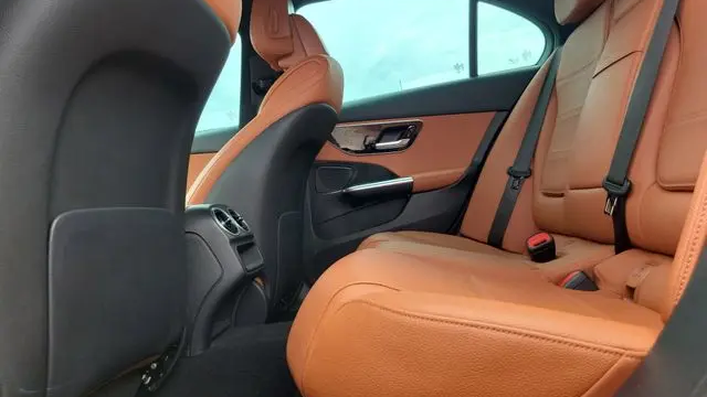 2023 Mercedes-Benz C-Class C 300