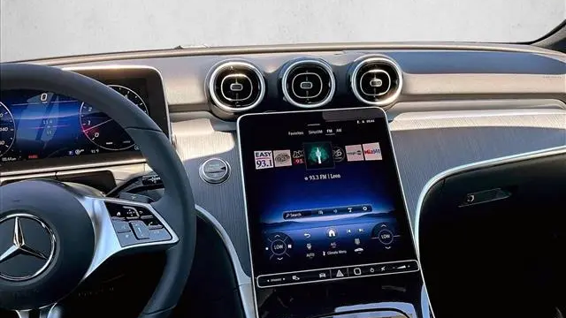 2026 Mercedes-Benz C-Class C 300