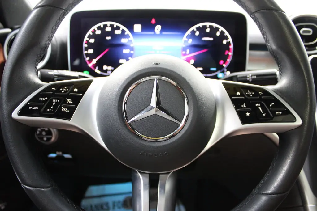 2024 Mercedes-Benz C-Class - $37,658