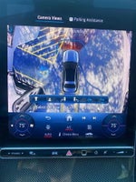 2023 C-Class Thumbnail 39