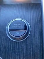 2023 C-Class Thumbnail 40