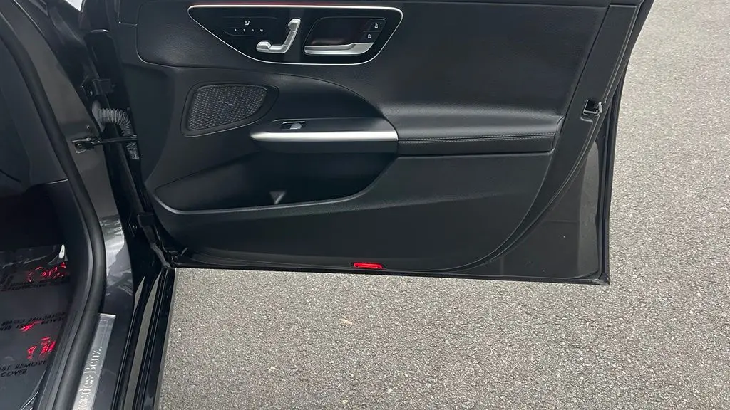 2023 Mercedes-Benz C-Class C 300
