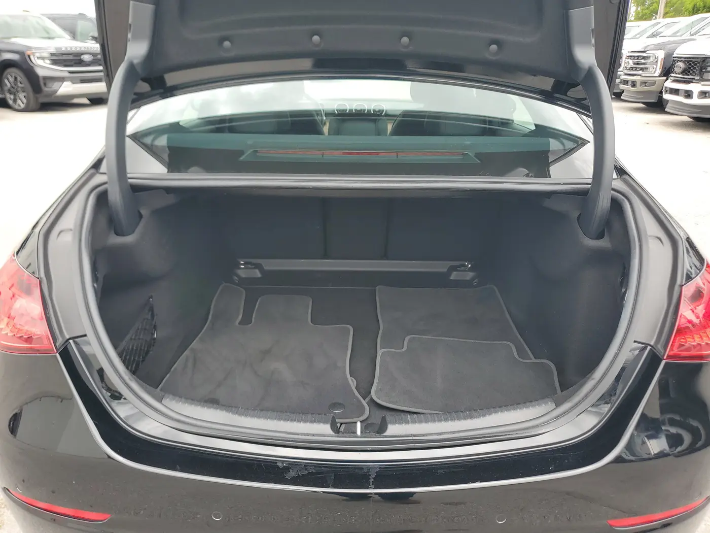 2025 Mercedes-Benz C-Class - $35,590