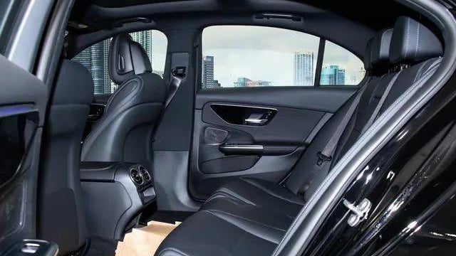 2026 Mercedes-Benz C-Class C 300 4MATIC
