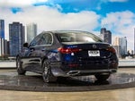 2022 C-Class Thumbnail 9