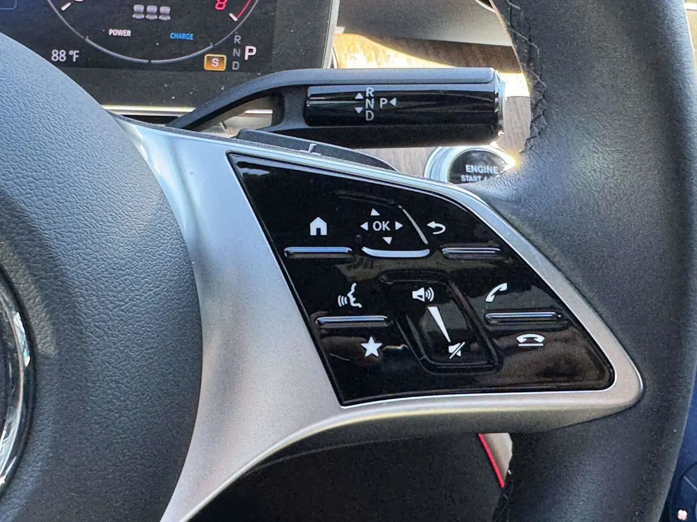 2025 Mercedes-Benz C-Class - $48,324