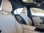 2025 C-Class Thumbnail 27
