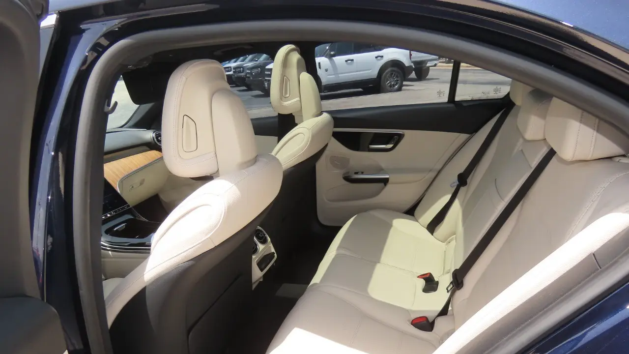2023 Mercedes-Benz C-Class C 300 4MATIC
