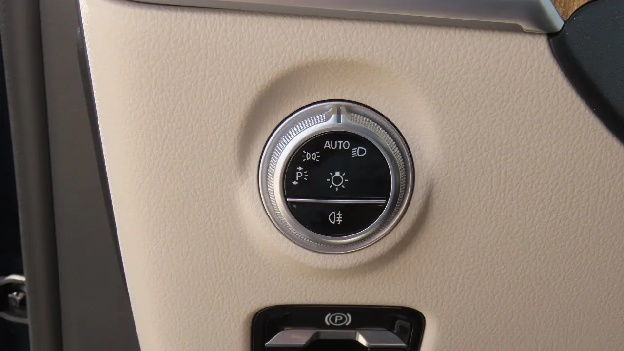2023 Mercedes-Benz C-Class C 300 4MATIC