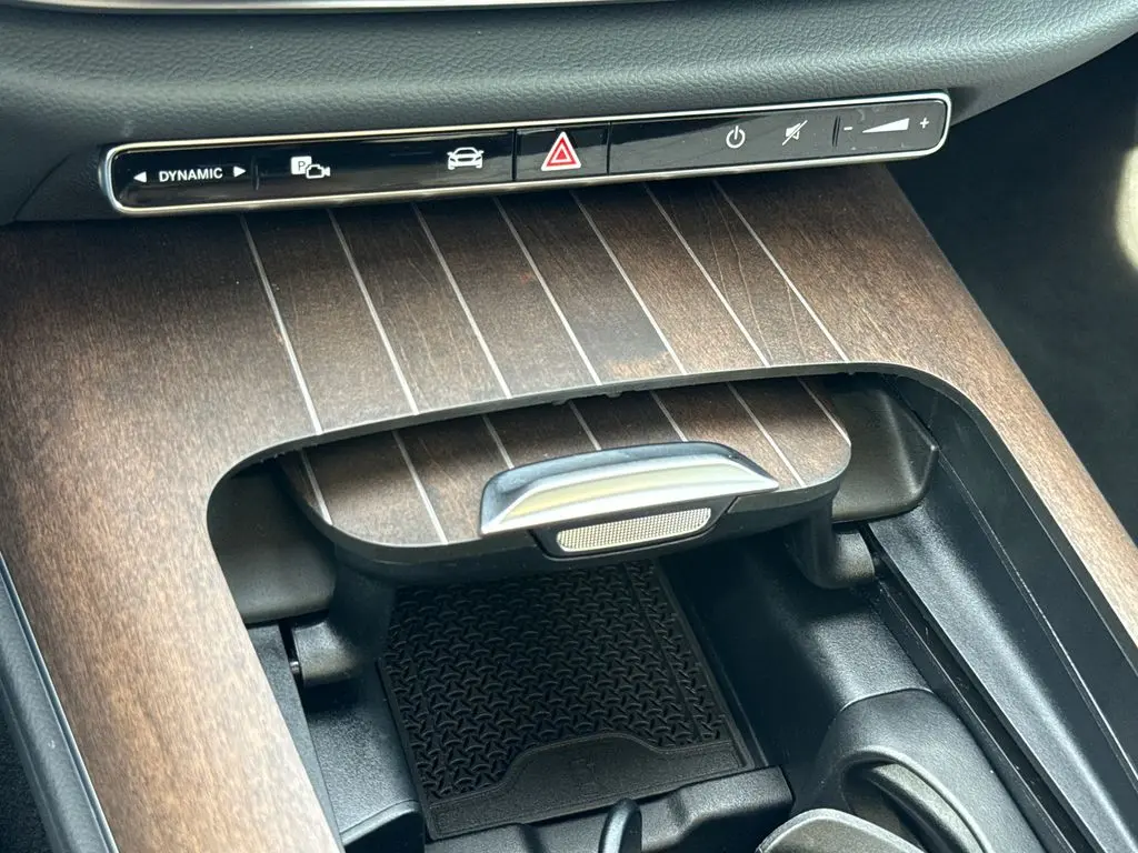 2025 Mercedes-Benz E-Class - $48,900