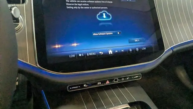 2025 Mercedes-Benz E-Class E 350 4MATIC