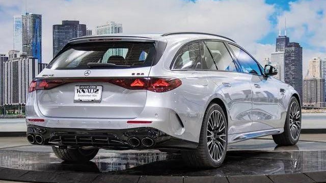 2026 Mercedes-Benz E-Class AMG E 53 HYBRID