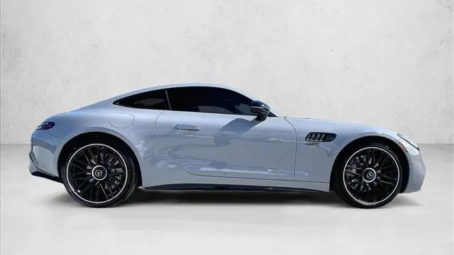 2025 Mercedes-Benz AMG GT 43