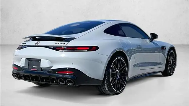 2025 Mercedes-Benz AMG GT 43