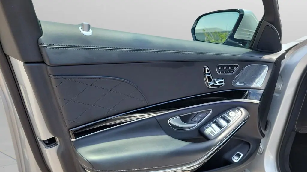 2020 Mercedes-Benz S-Class AMG S 63