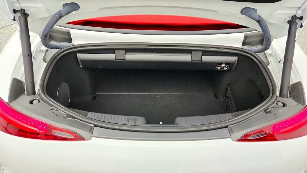 2023 Mercedes-Benz SL-Class - $75,295