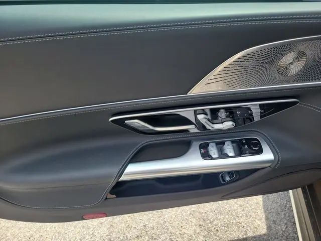 2022 Mercedes-Benz SL-Class - $97,991