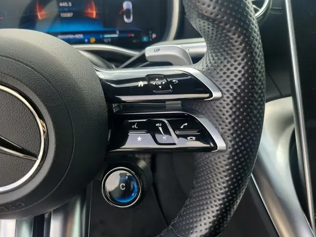 2022 Mercedes-Benz SL-Class - $97,991