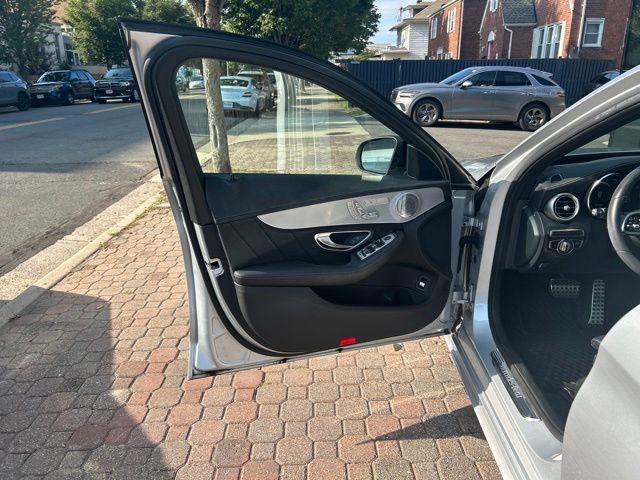 2020 Mercedes-Benz C-Class - $25,777