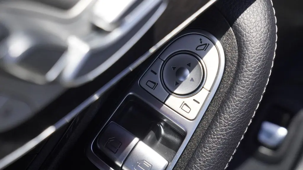 2021 Mercedes-Benz C-Class C 300