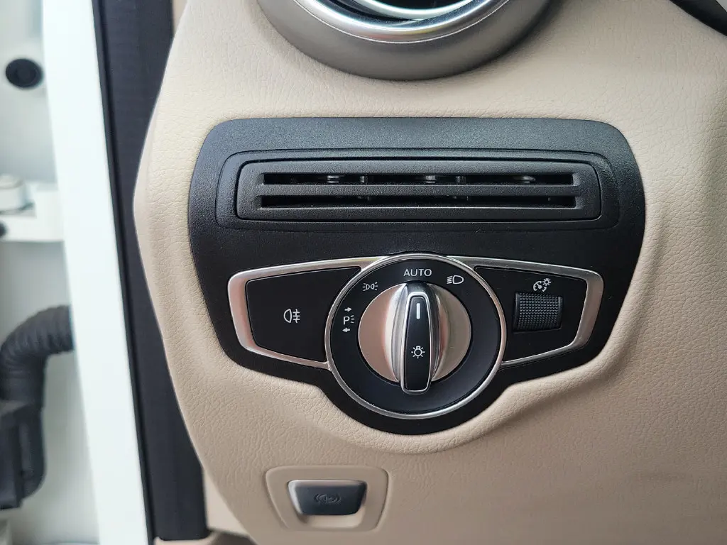 2021 Mercedes-Benz C-Class - $18,999