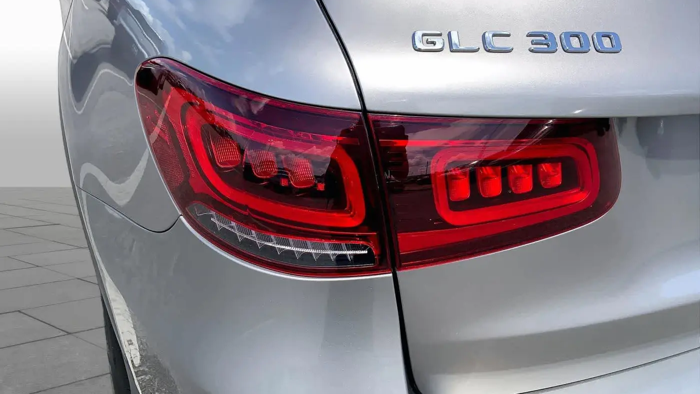 2021 Mercedes-Benz GLC GLC 300